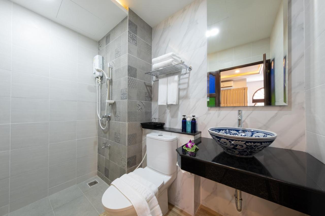 Sino Siam Hotel Клонг-Муанг-Бич Экстерьер фото